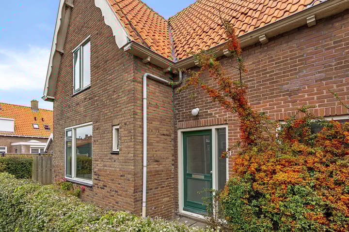 Photo 57 of Thamiswerfstraat 1