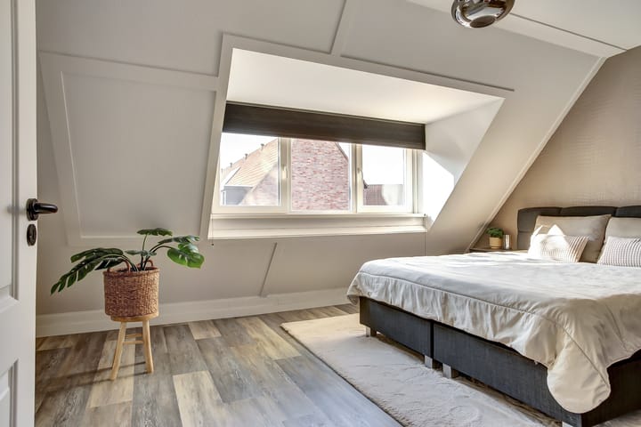 Photo 4 of Doorzwin 5105