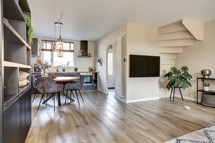 Photo 11 of Doorzwin 5105