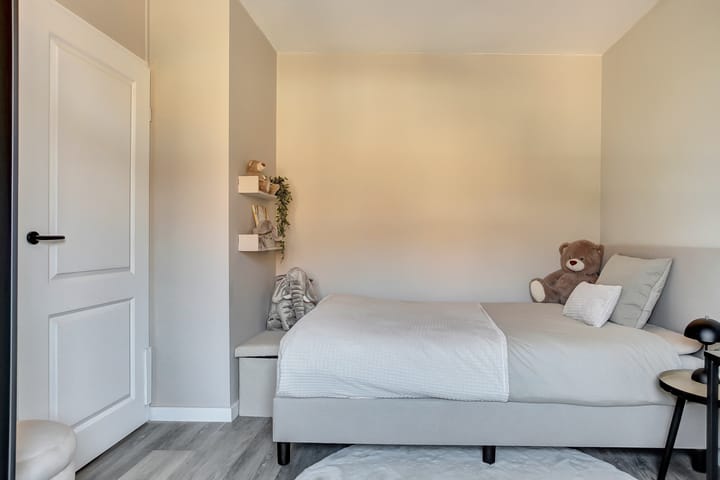 Photo 25 of Doorzwin 5105