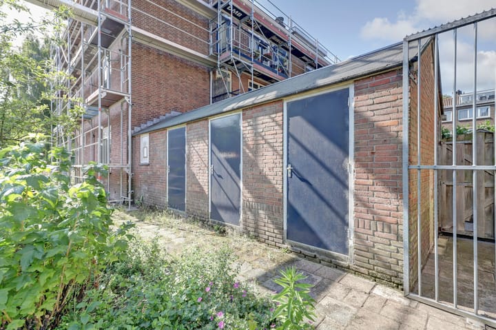 Photo 30 of van Wassenaerstraat 76-A