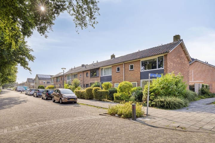 Foto 18 van De Coubertinlaan 61