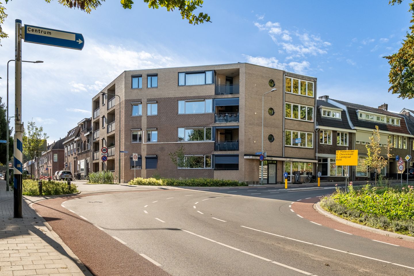 Foto 19 van Kerkraderstraat 1-F