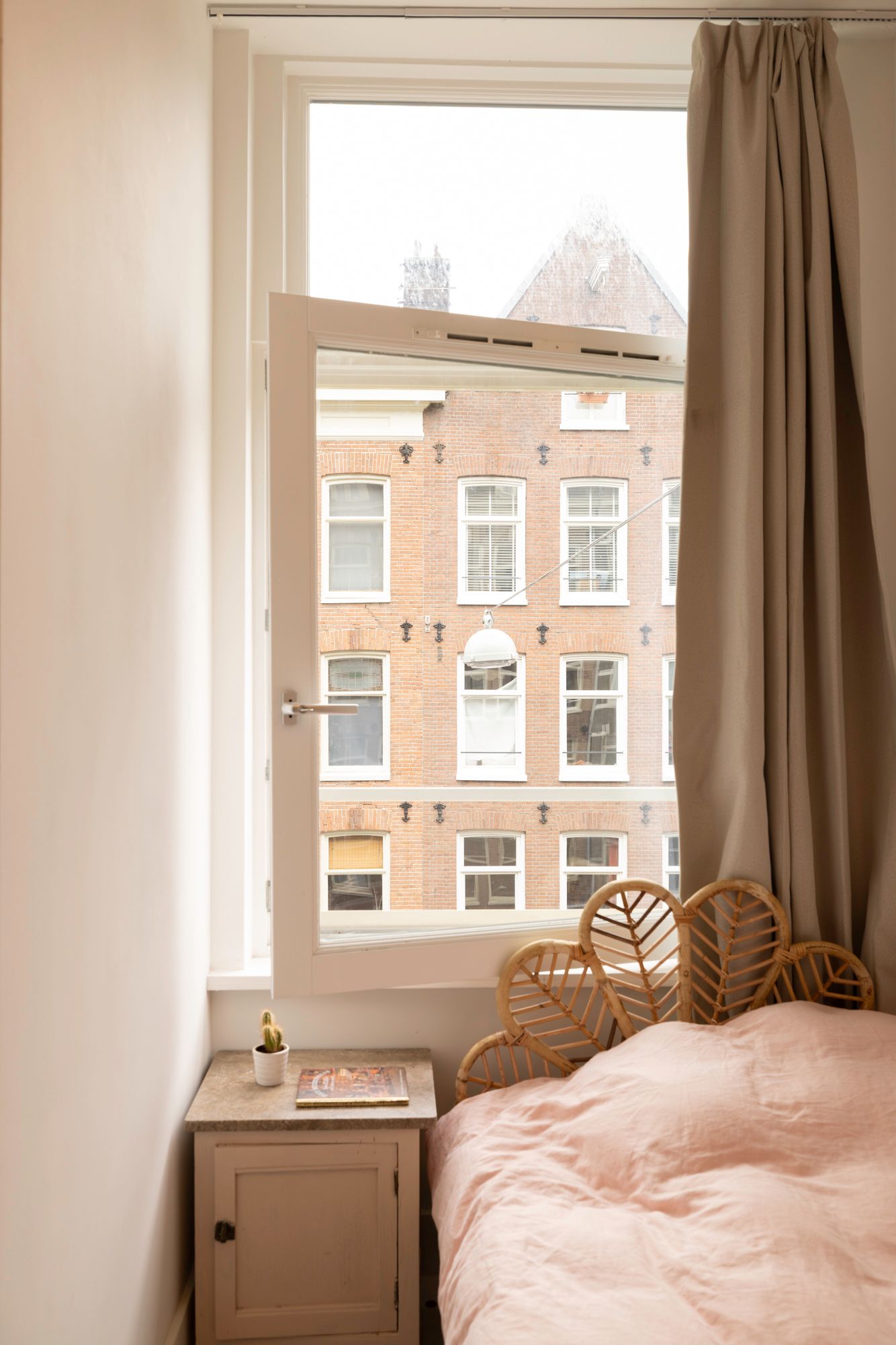 Photo 18 of Jacob van Lennepstraat 51-2