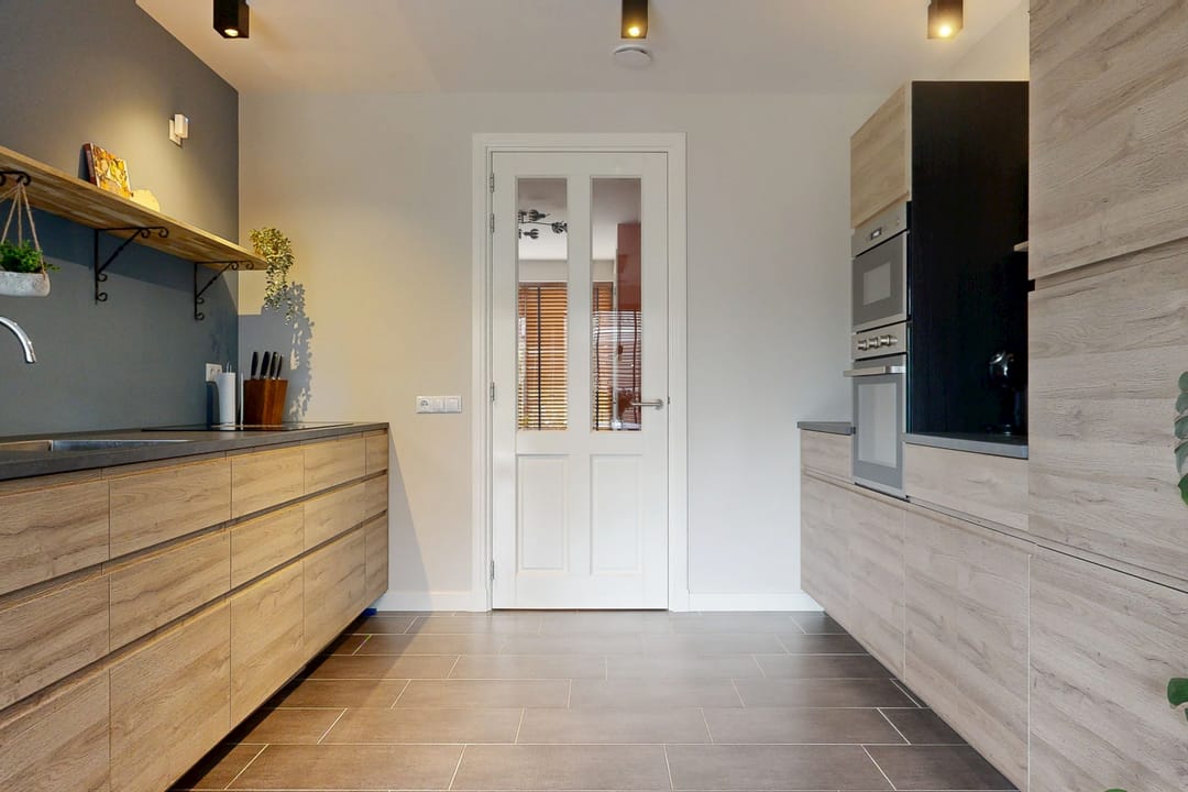 Foto 7 van Hoefsmid 8