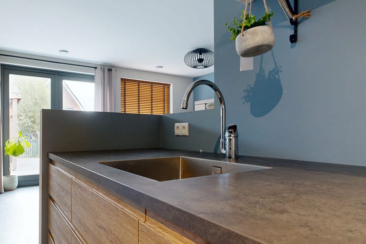 Foto 8 van Hoefsmid 8