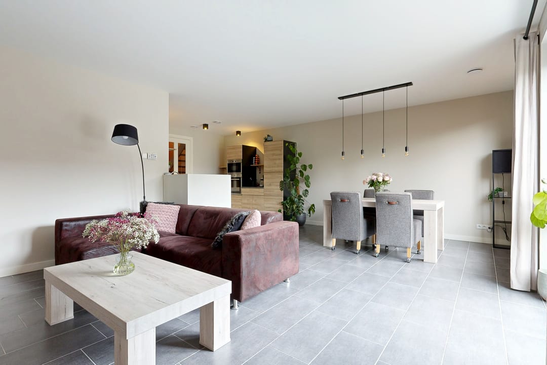 Foto 11 van Hoefsmid 8