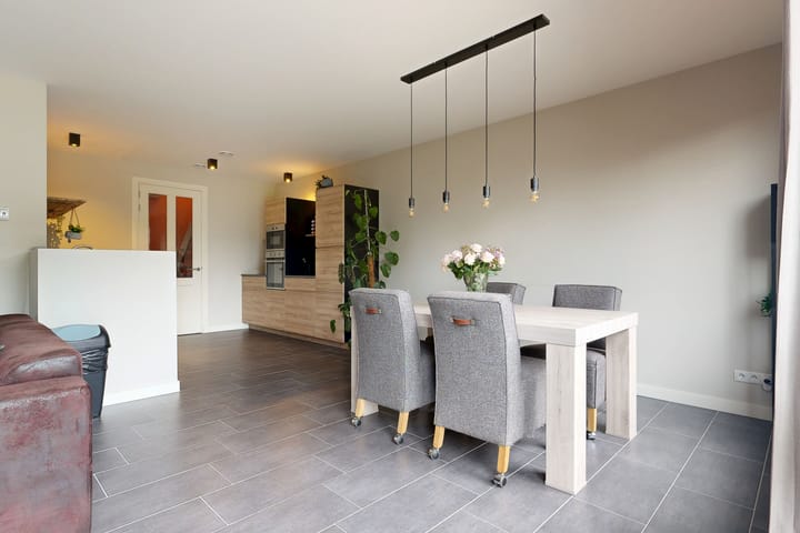 Foto 13 van Hoefsmid 8