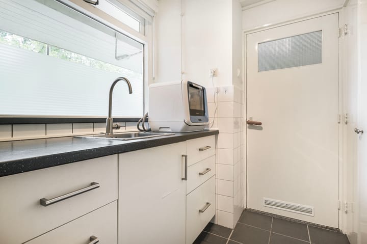 Foto 15 van Eykmanstraat 4-II