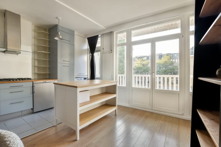 Foto 7 van Van Ostadestraat 12-1