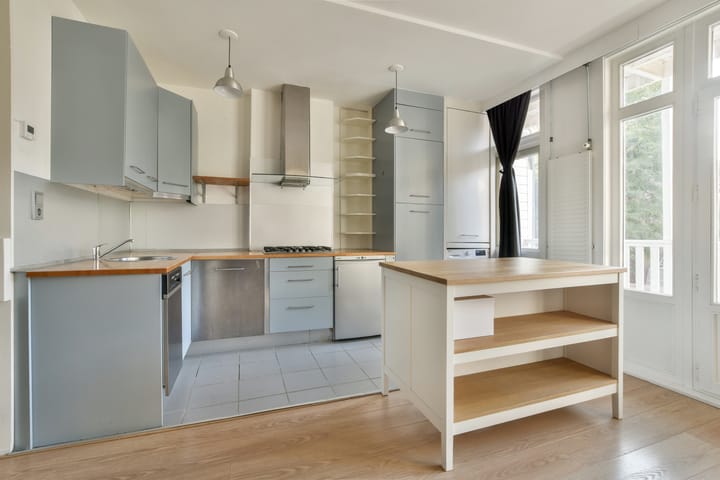 Foto 8 van Van Ostadestraat 12-1