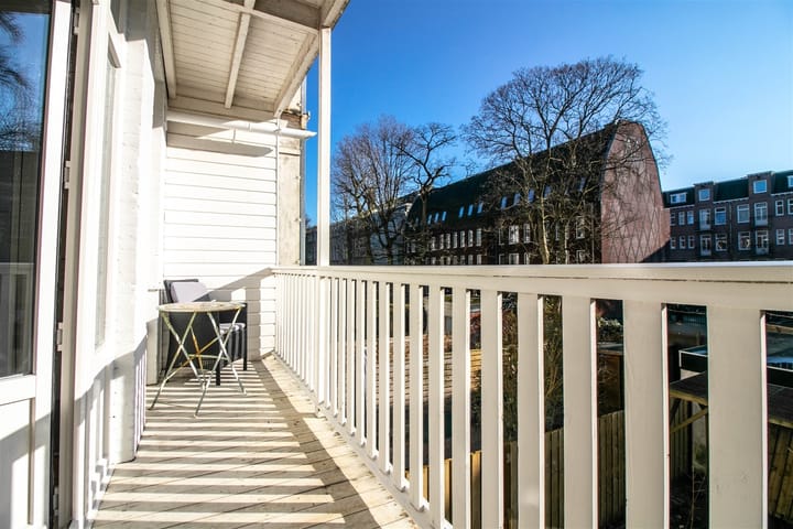 Foto 15 van Van Ostadestraat 12-1