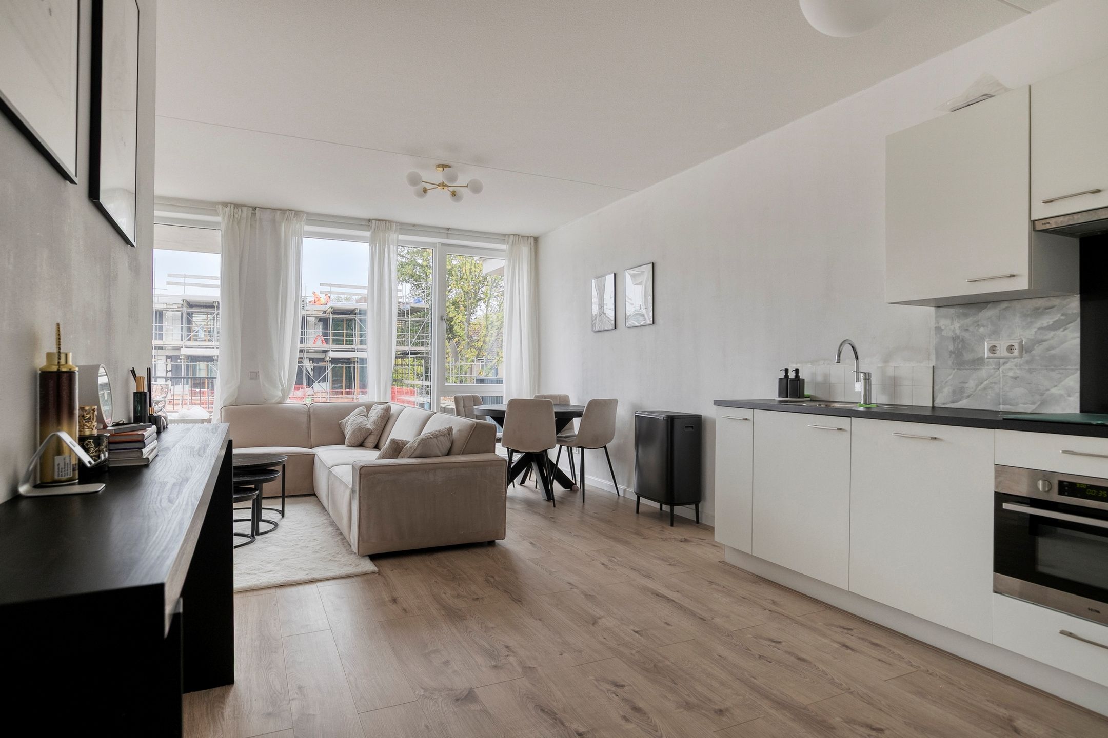 Foto 3 van Adolphine Kokplein 11