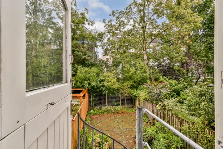 Foto 12 van Burmanstraat 7-O