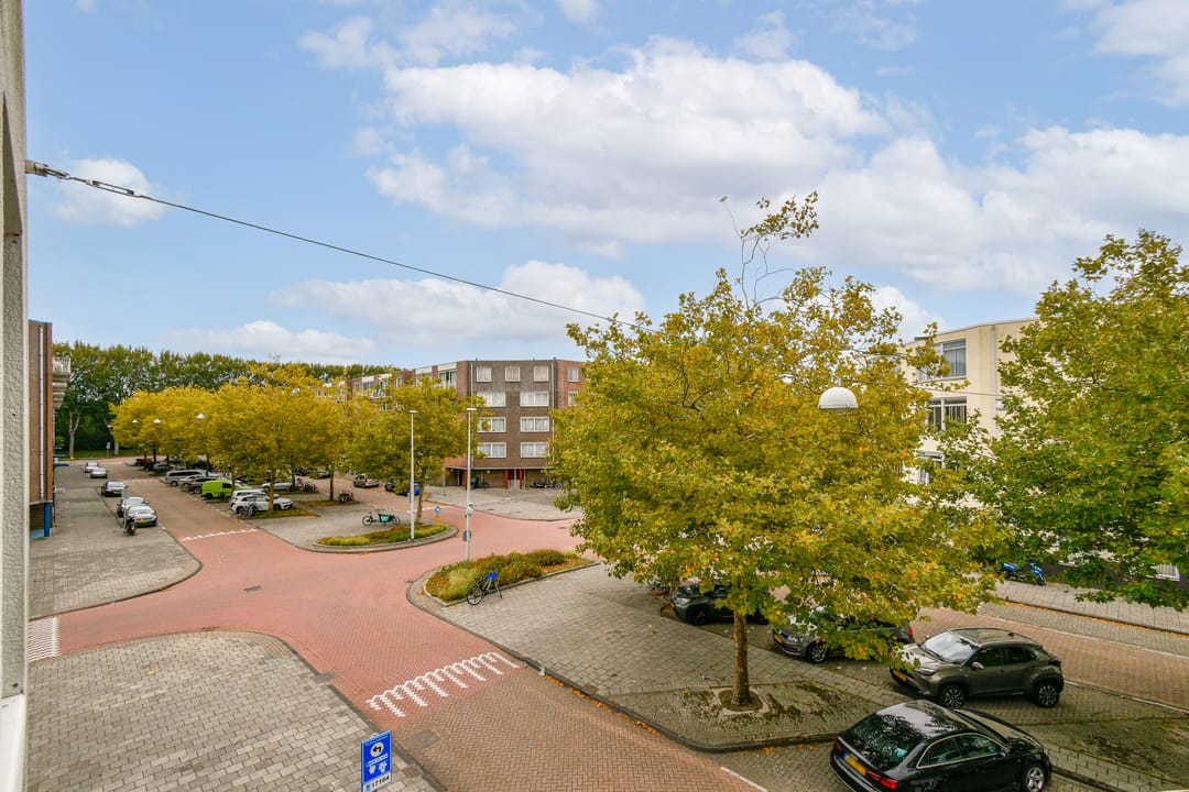 Photo 7 of Charlotte Brontéstraat 56