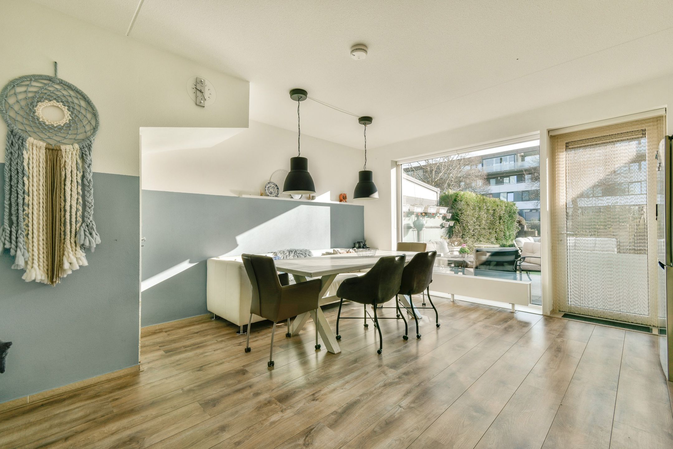 Photo 6 of Bart Poesiatstraat 23