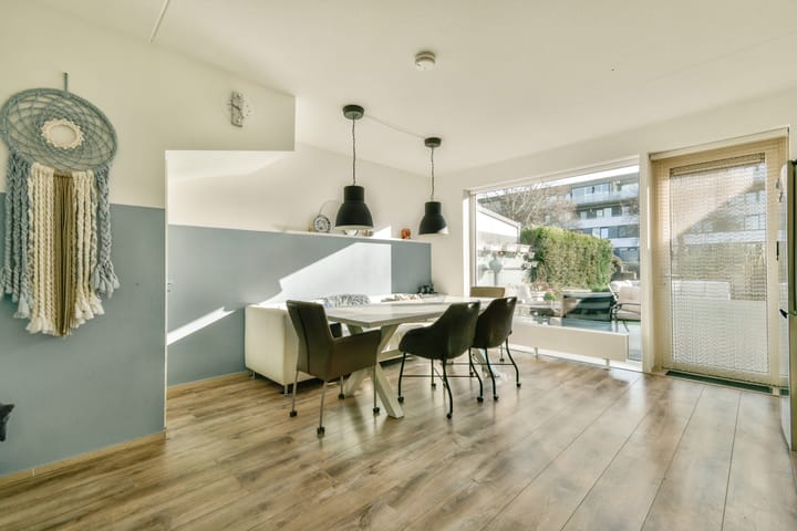 Foto 6 van Bart Poesiatstraat 23