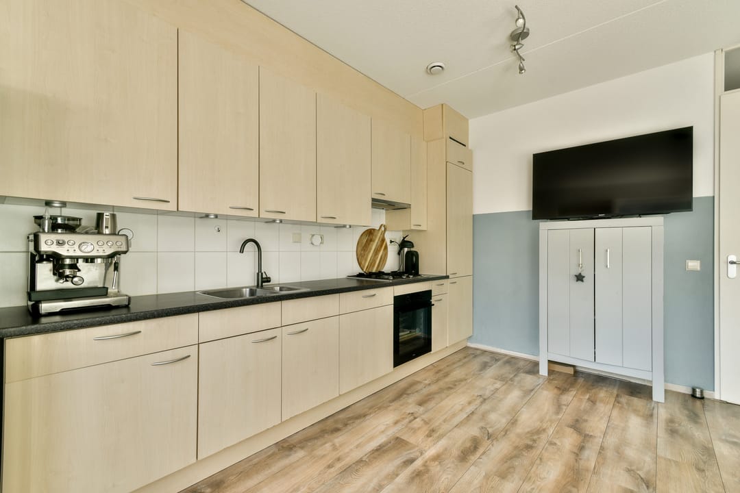 Photo 8 of Bart Poesiatstraat 23