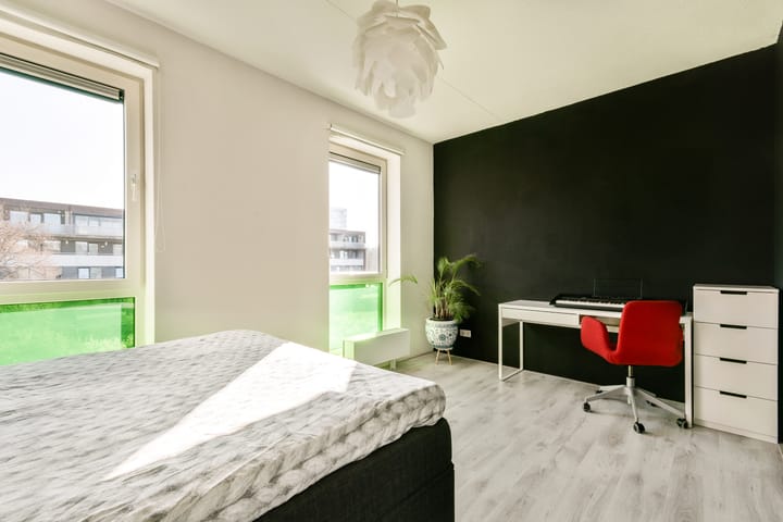 Foto 18 van Bart Poesiatstraat 23