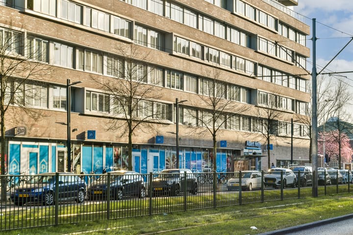 Foto 20 van Bart Poesiatstraat 23