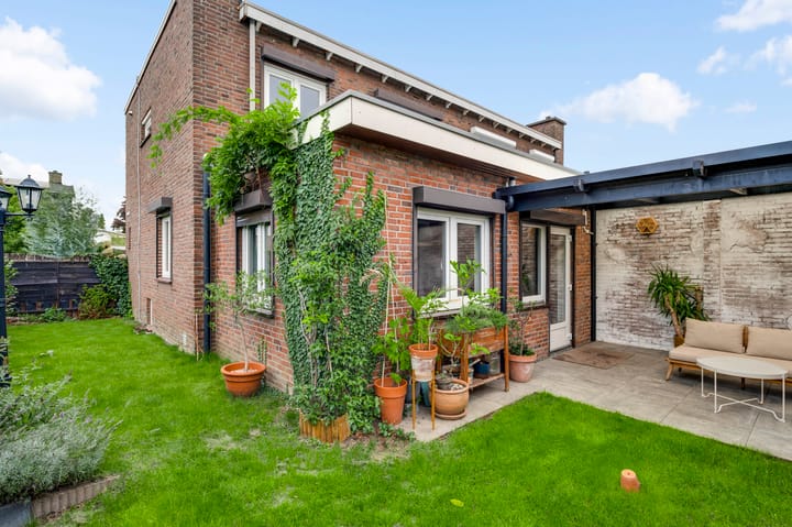 Foto 17 van Meidoornlaan 22