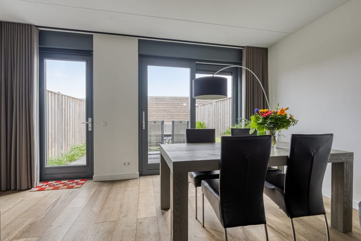 Foto 6 van Oeverzwaluw 20