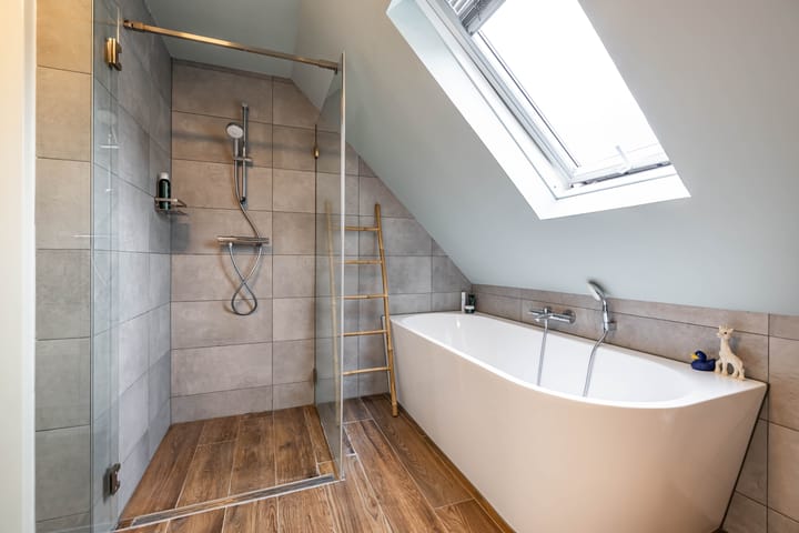 Foto 40 van Uiver 10