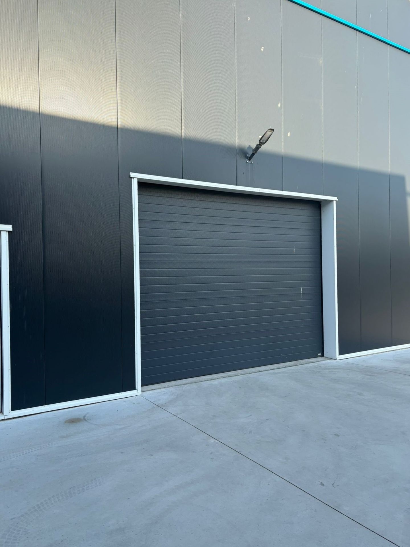 View photo 3 of Bovenkruier 30