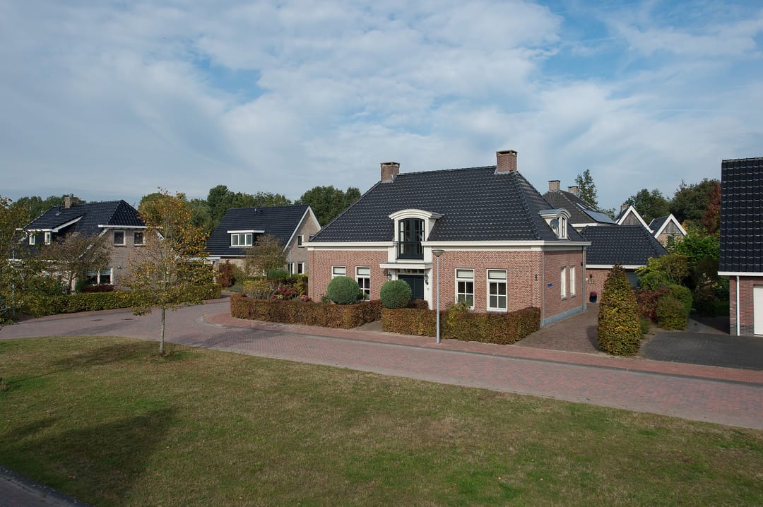 Photo 1 of Deel 12