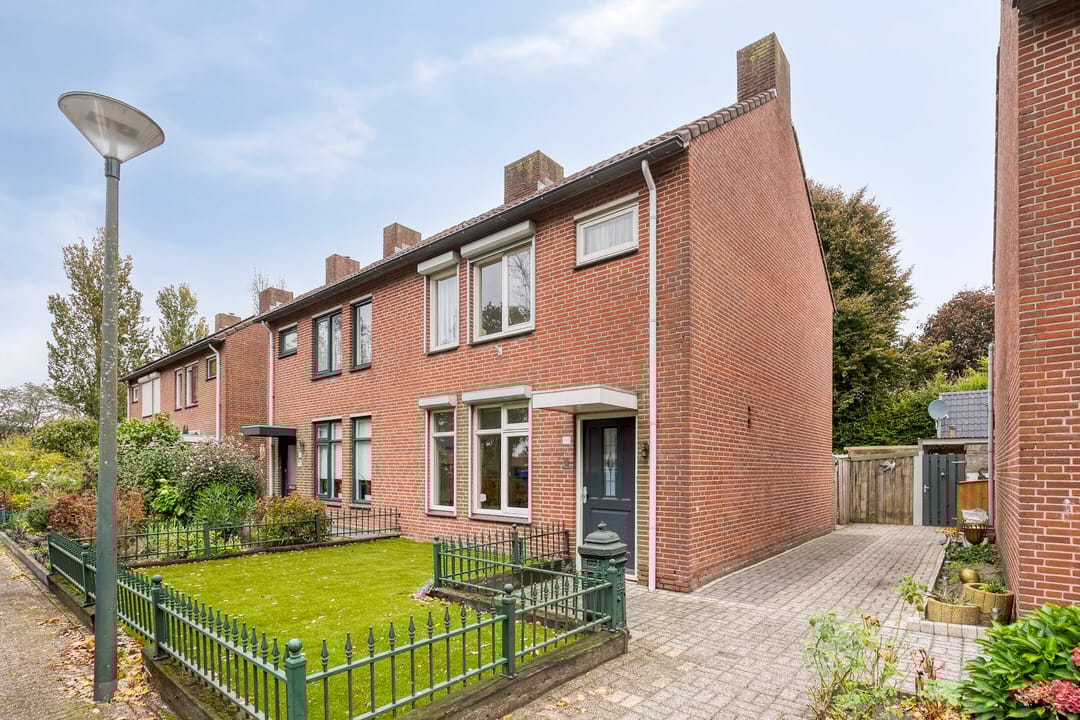 Photo 1 of Zeelandsedijk 25