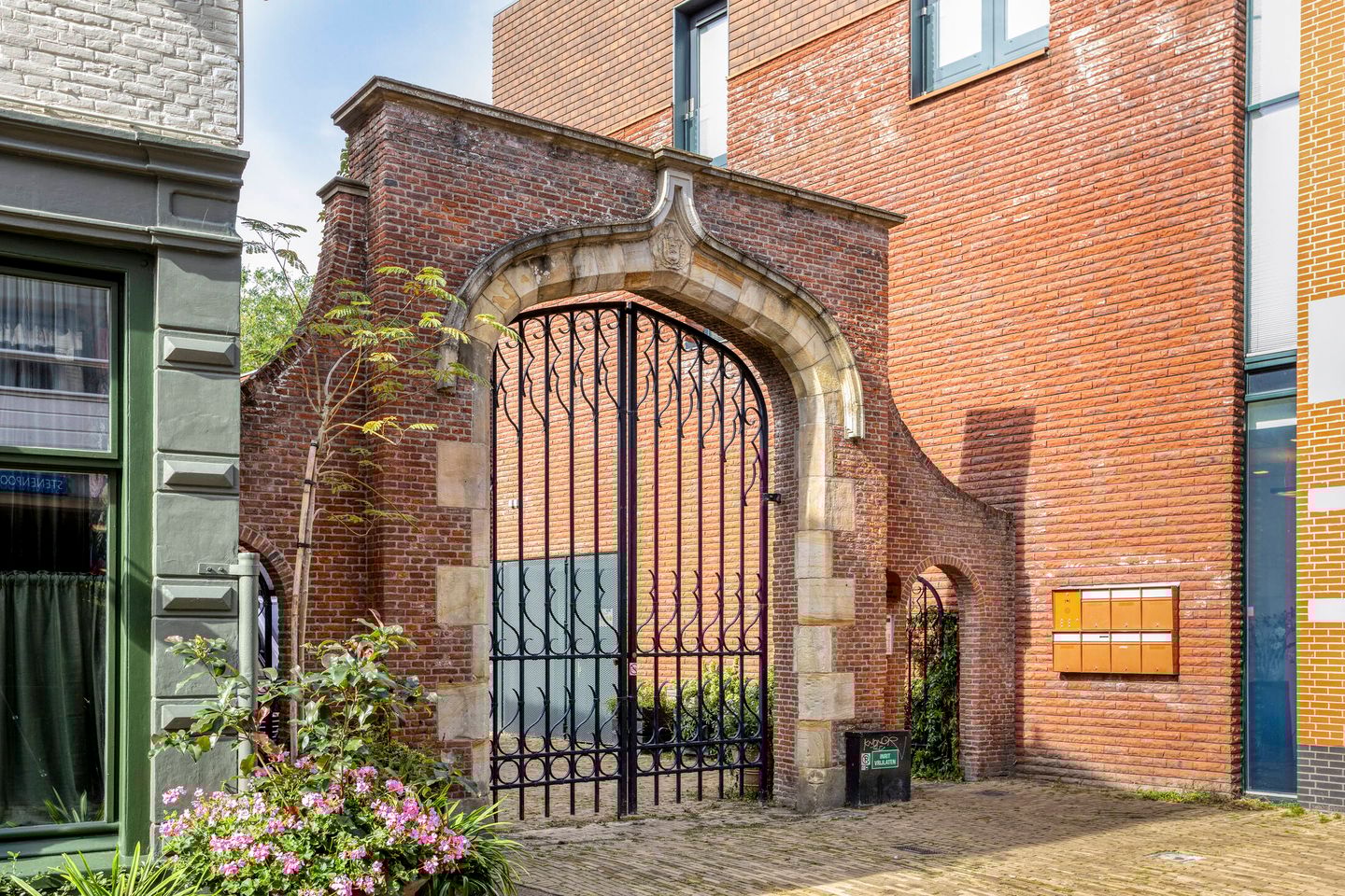 Foto 29 van Lange Hofstraat 12-A