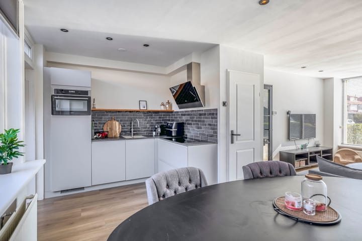 Foto 13 van van der Fuyckstraat 84