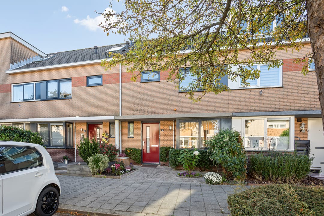 Photo 1 of Albast 16