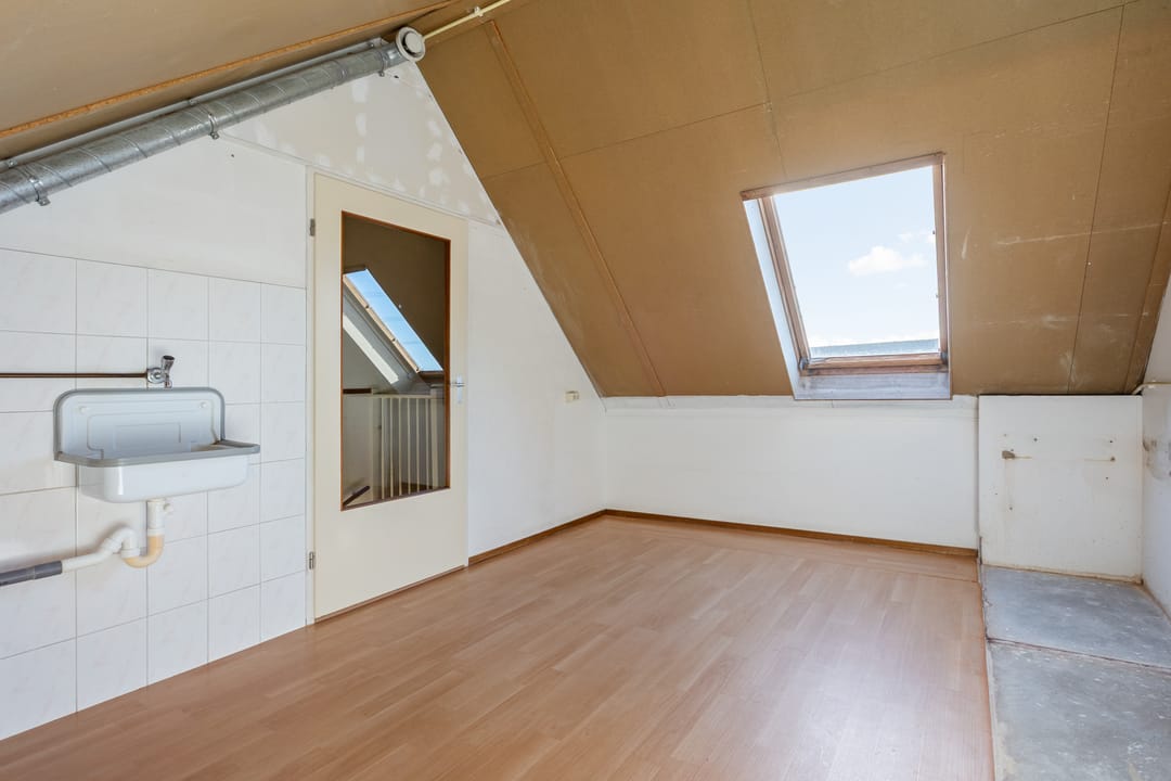 Photo 23 of Albast 16