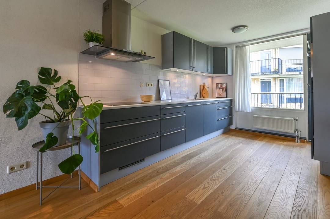 Photo 8 of Dokter De Liefdestraat 65