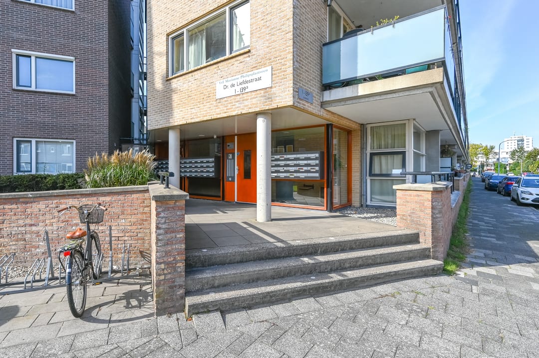 Photo 28 of Dokter De Liefdestraat 65