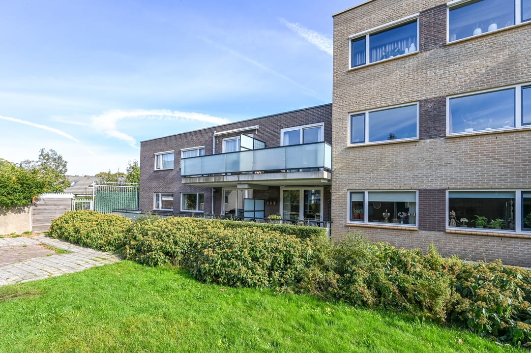 Photo 32 of Dokter De Liefdestraat 65