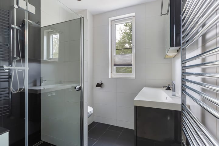 Photo 36 of Lichtboei 44