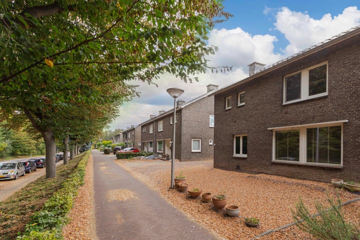 Foto 2 van Parallelweg 15