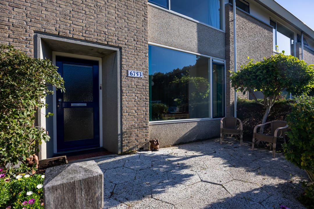 Foto 2 van Weezenhof 6753