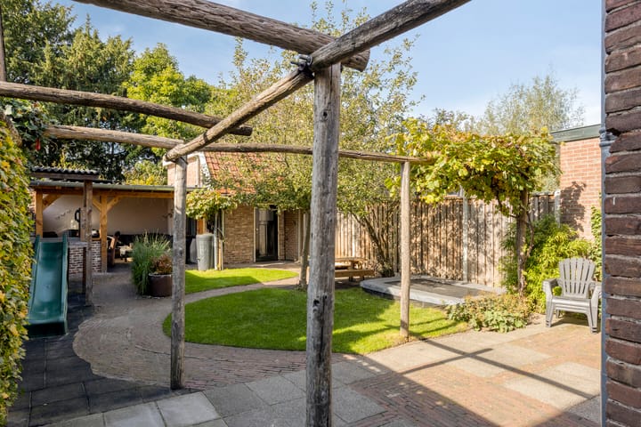 Foto 33 van Landweg 12