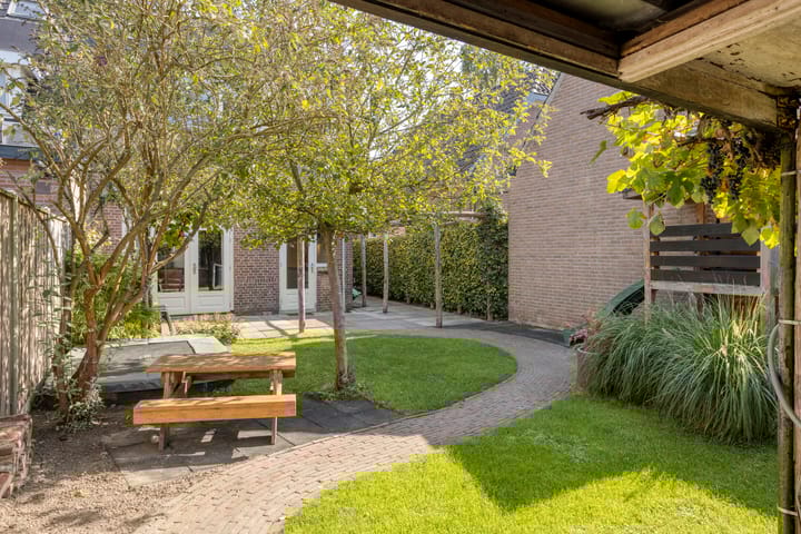 Foto 38 van Landweg 12