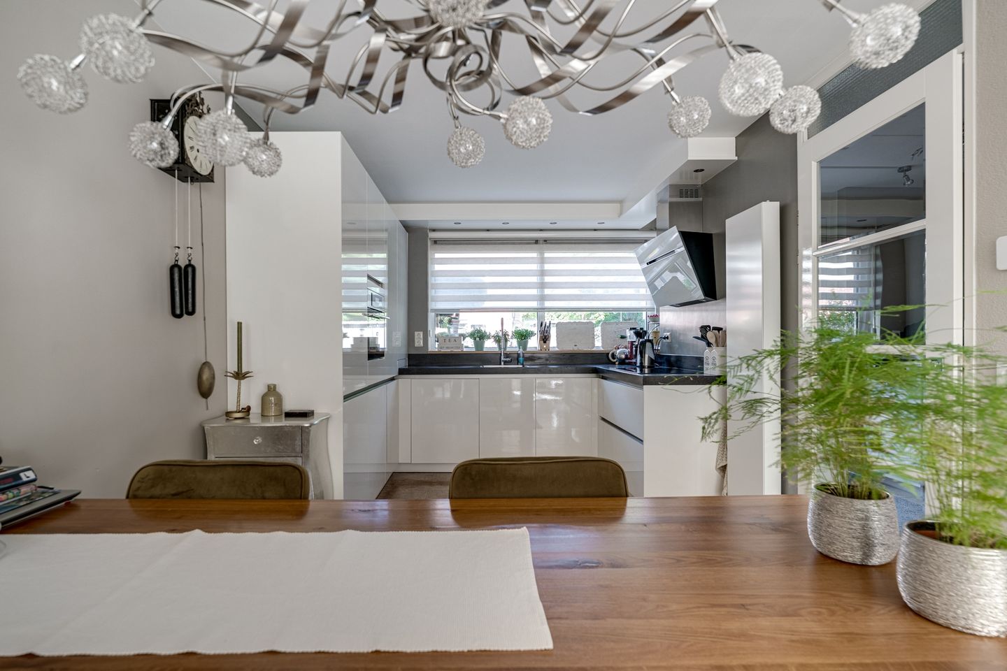 Foto 14 van Ticheloven 56