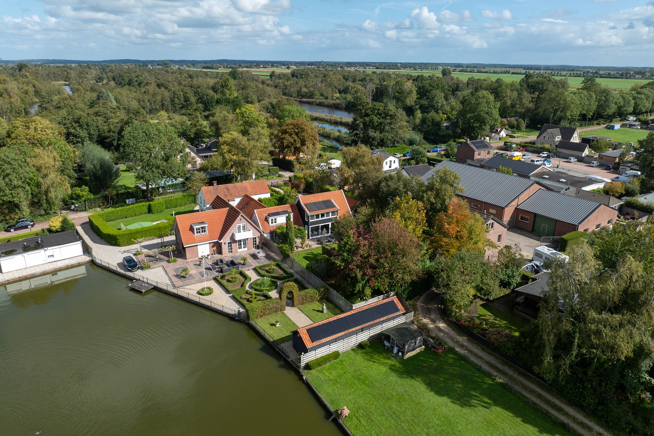 Foto 42 van Westbroekse Binnenweg 50