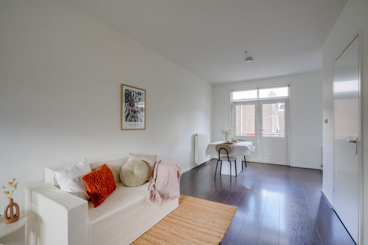 Foto 6 van Laan van Nieuw-Guinea 65-A