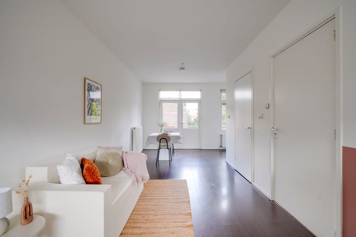 Foto 7 van Laan van Nieuw-Guinea 65-A