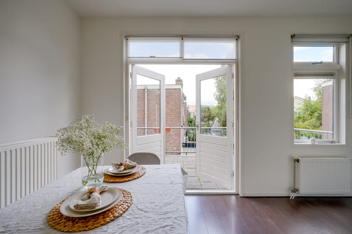 Foto 8 van Laan van Nieuw-Guinea 65-A