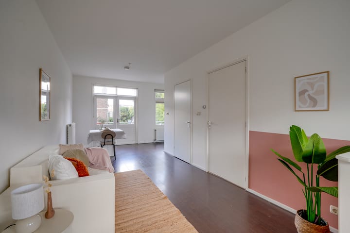 Foto 18 van Laan van Nieuw-Guinea 65-A