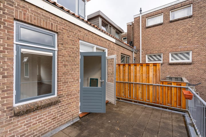 Foto 20 van Laan van Nieuw-Guinea 65-A