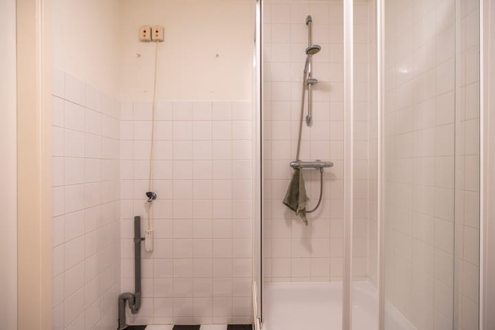 Foto 27 van Laan van Nieuw-Guinea 65-A